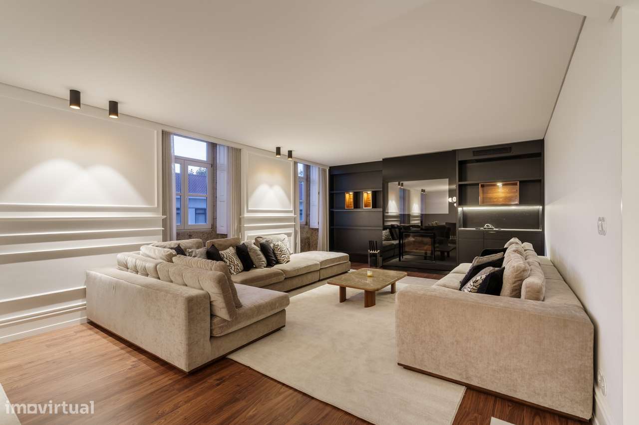 Apartamento T3 de luxo no Centro Histórico de Braga-12