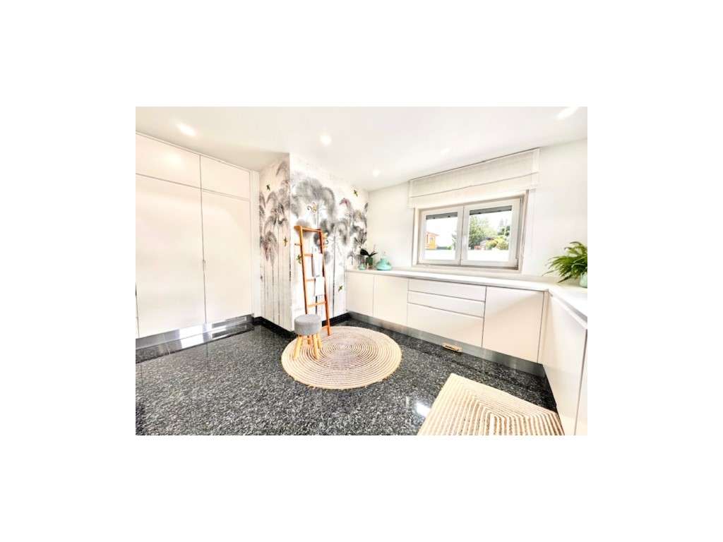 Moradia independente T4+1 em Murches com piscina, Cascais-9