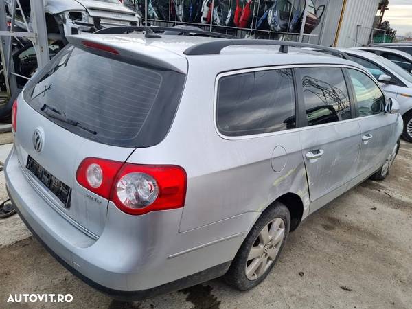 Dezmembram VW Passat B6, an 2007, 2.0 TDI cod BMP, cutie mauala - 4