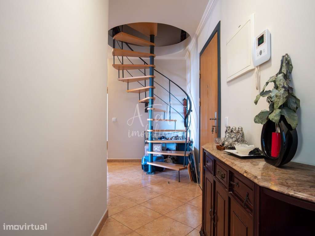 Apartamento T2 duplex, em urbanização central da cidade do Cartaxo-9
