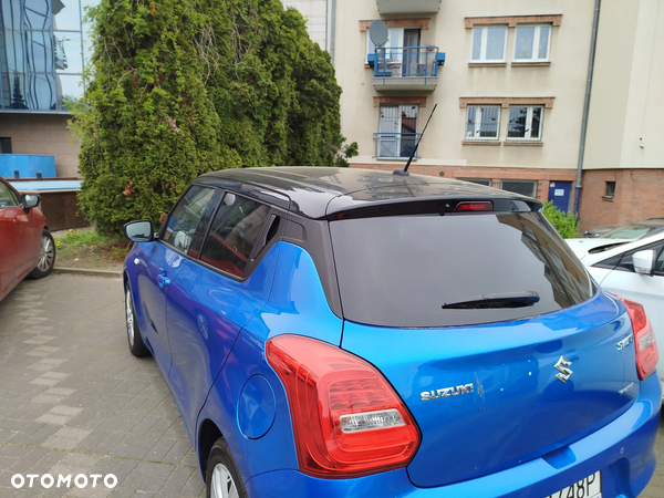 Suzuki Swift 1.2 Dualjet SHVS Premium Plus - 3