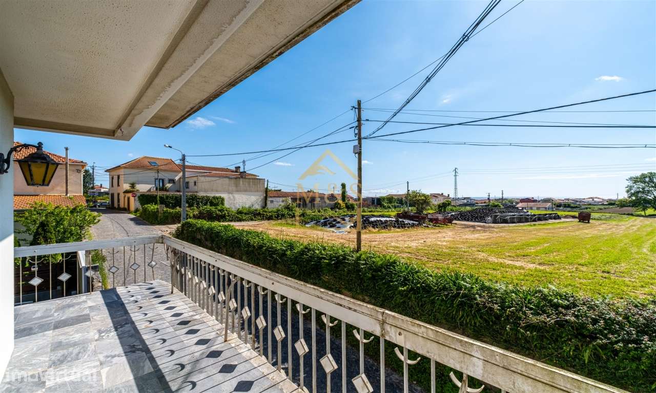 Moradia com comercio| Terreno 2900m2 |  Praia - Lavra-18