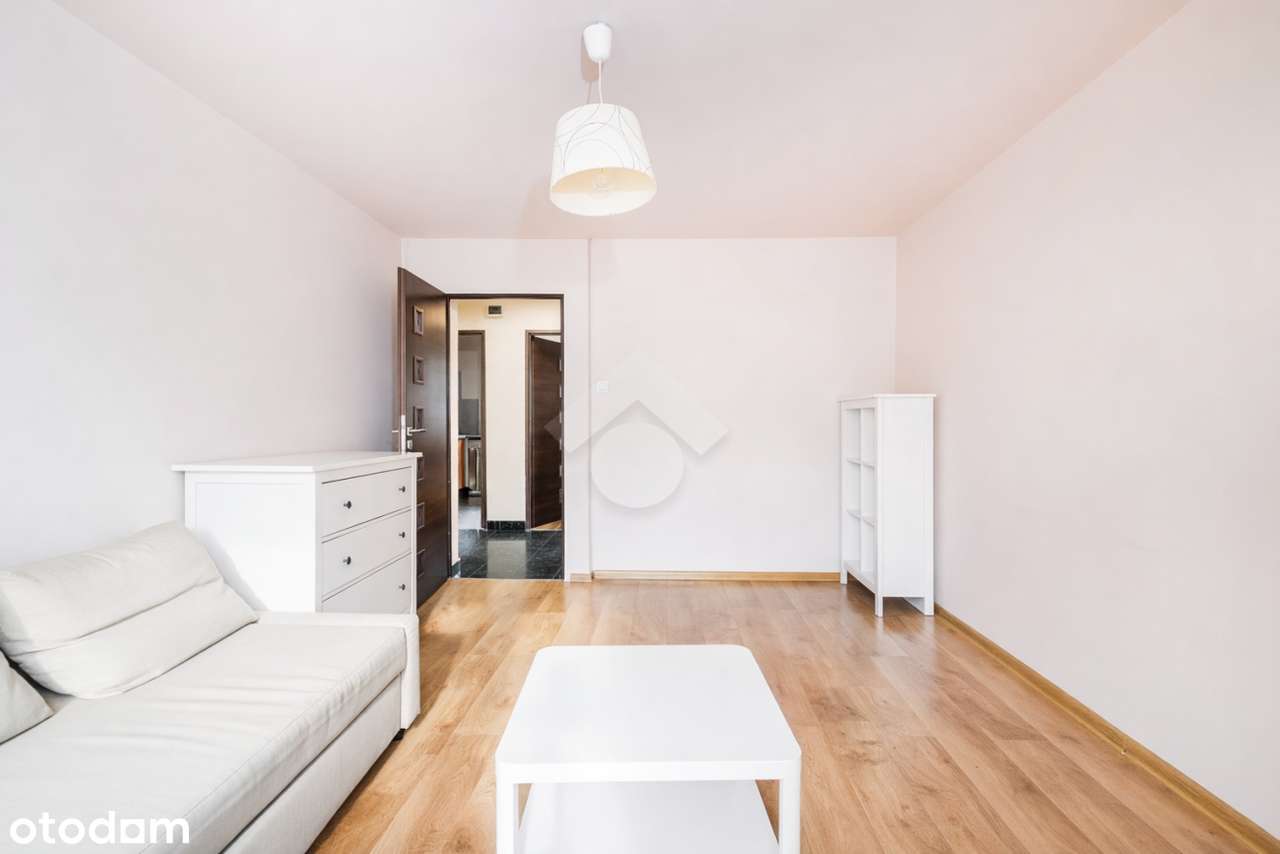 2-pokojowe, mieszkanie z loggią-Bronowice-1