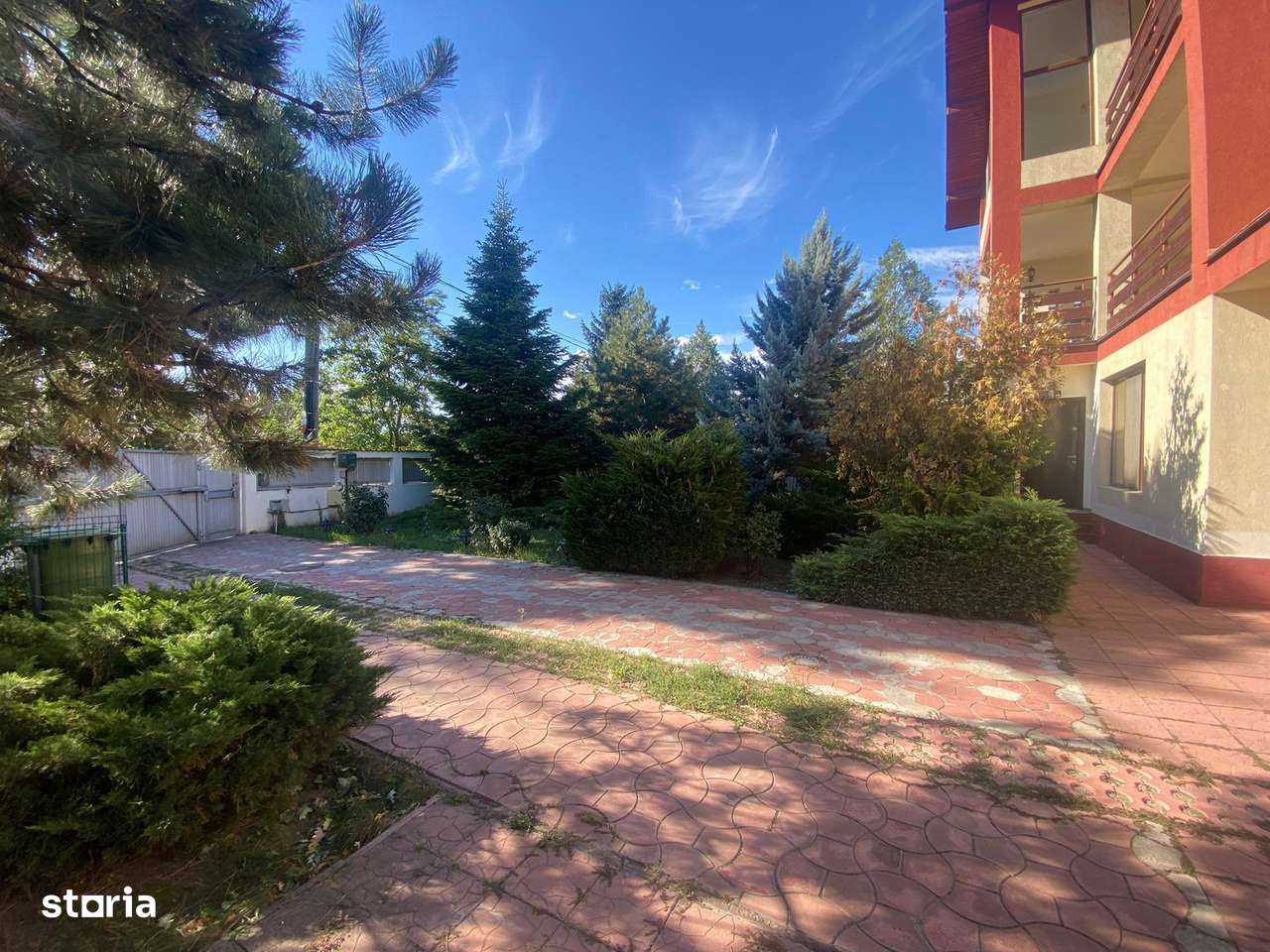 Vila deosebita de vanzare in Fundeni - Dobroesti - Imagine principală: 4/20