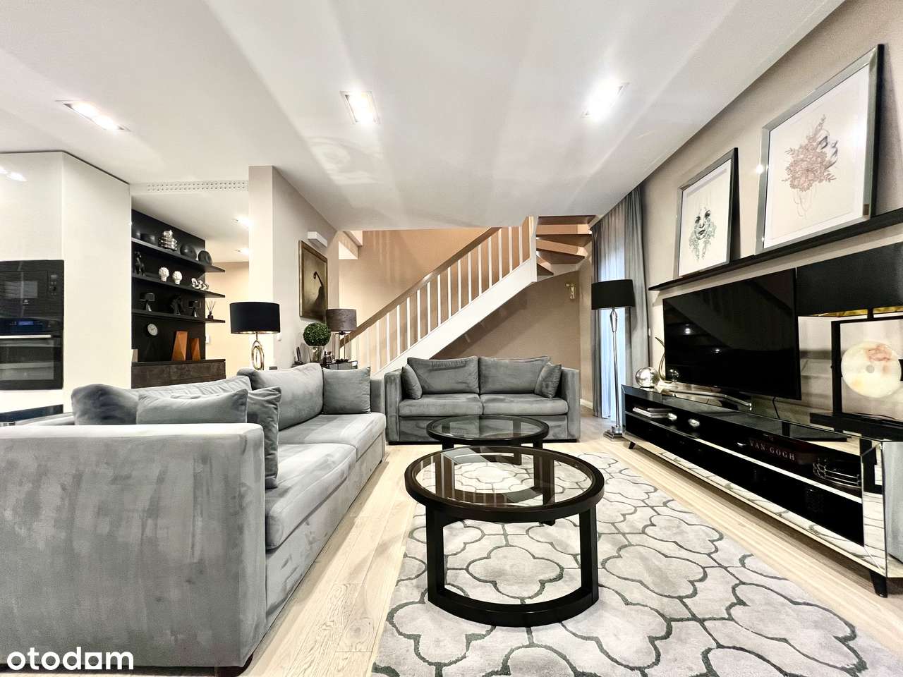 WYJĄTKOWY dom wolnostojący na Ołtaszynie | idealny dla RODZINY !-1