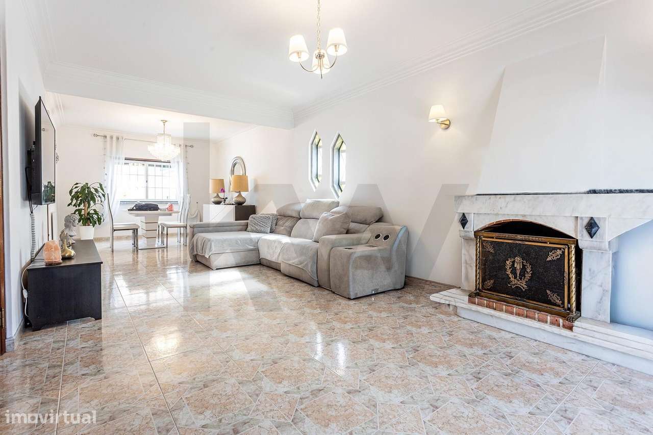 Bonita Moradia T5 - Grande imagem: 5/44