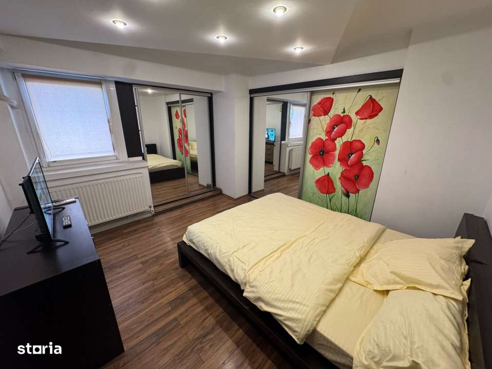 Apartament 3 camere, open-space, 80mp, Calea Bucuresti, zona Piata Cen - Imagine principală: 5/10