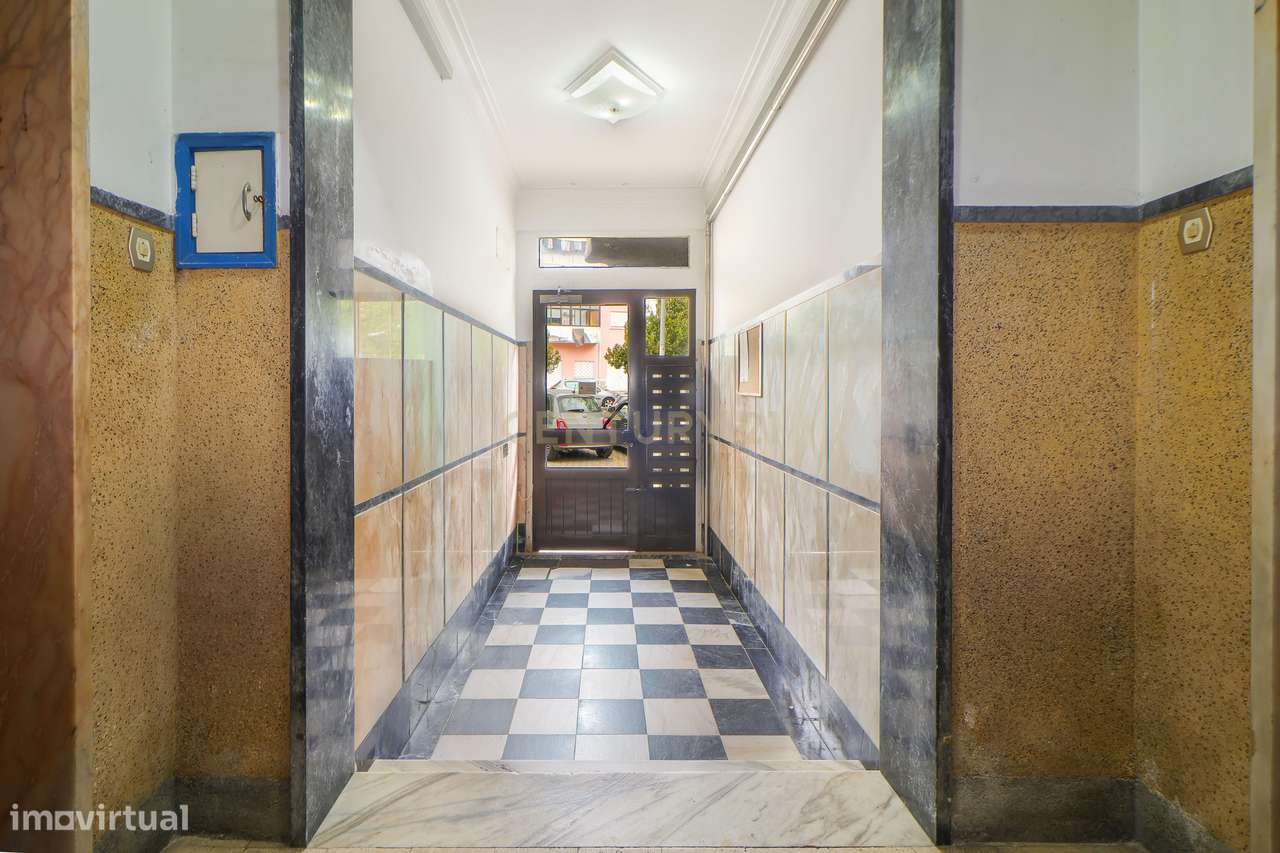 Apartamento T2 na Cruz de Pau - Amora - Seixal-26