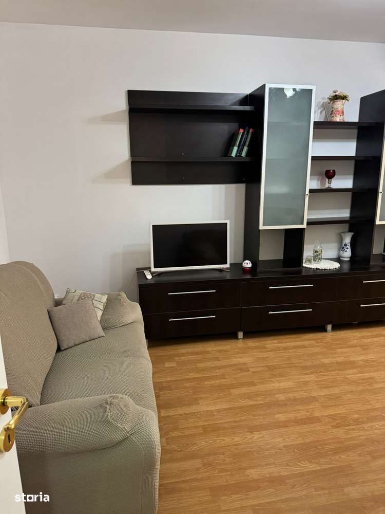Inchiriere apartament 3 camere Unirii fantani/bloc nou - Imagine principală: 4/7