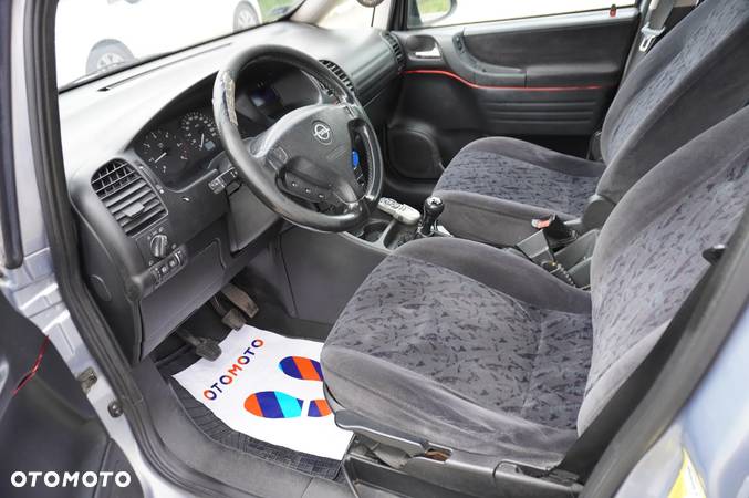 Opel Zafira 2.2 DTI Comfort - 10