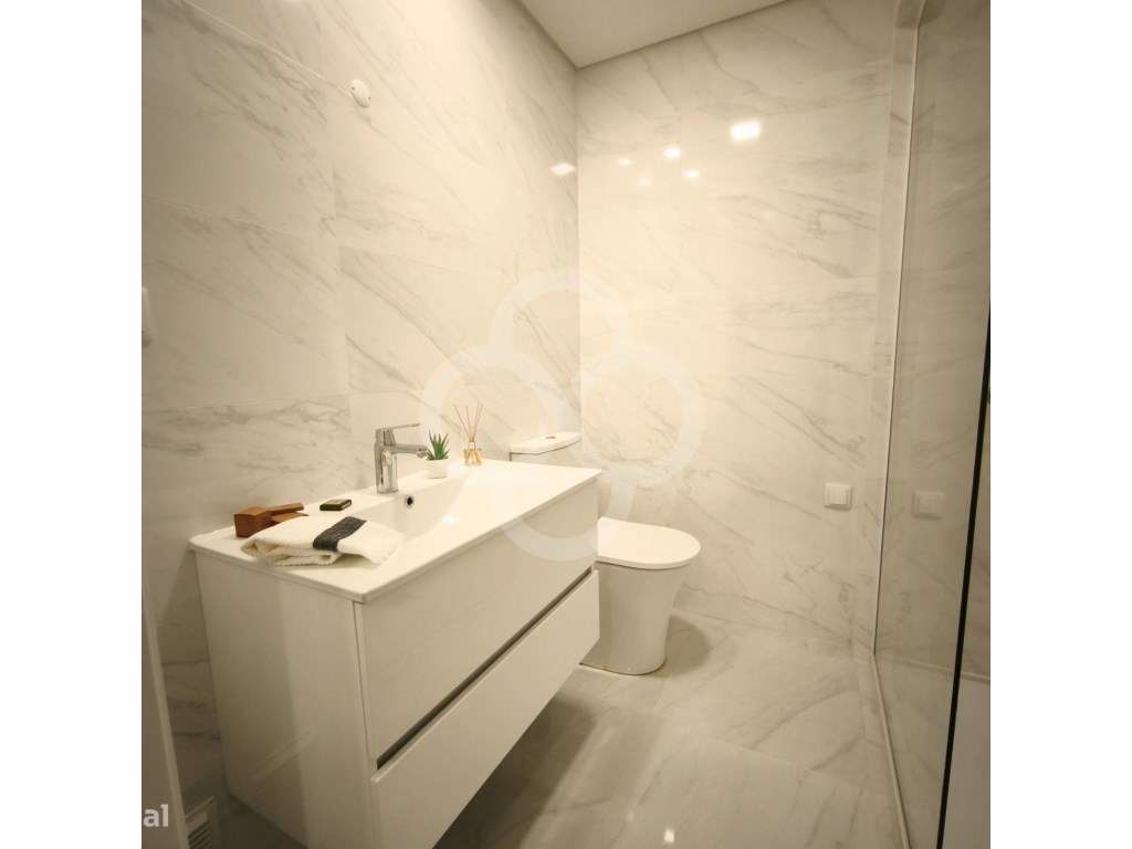 Apartamento T3 equipado e com home staging perto de Monsanto Benfic...-13