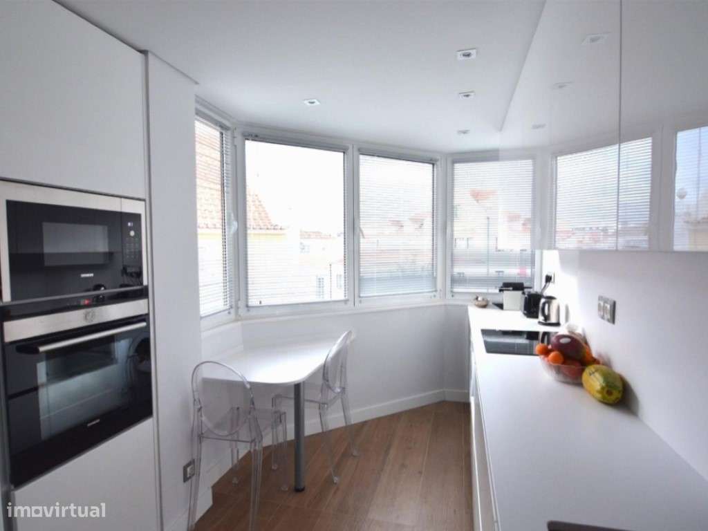 Apartamento T2 á venda centro Cascais-9