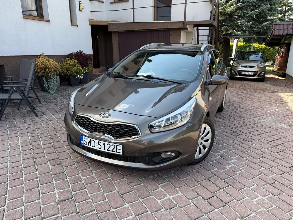 Kia Ceed II (2012-) 1.4 CVVT Spirit 2014