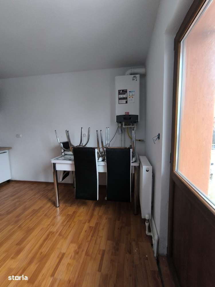 Vila de vanzare Valea Adanca - Pepinierei, asfalt, toate utilitatile-4