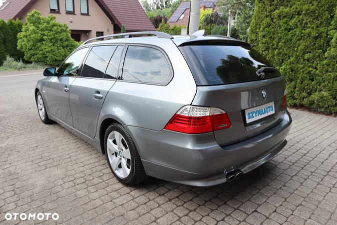 BMW Seria 5 530d Touring - 3