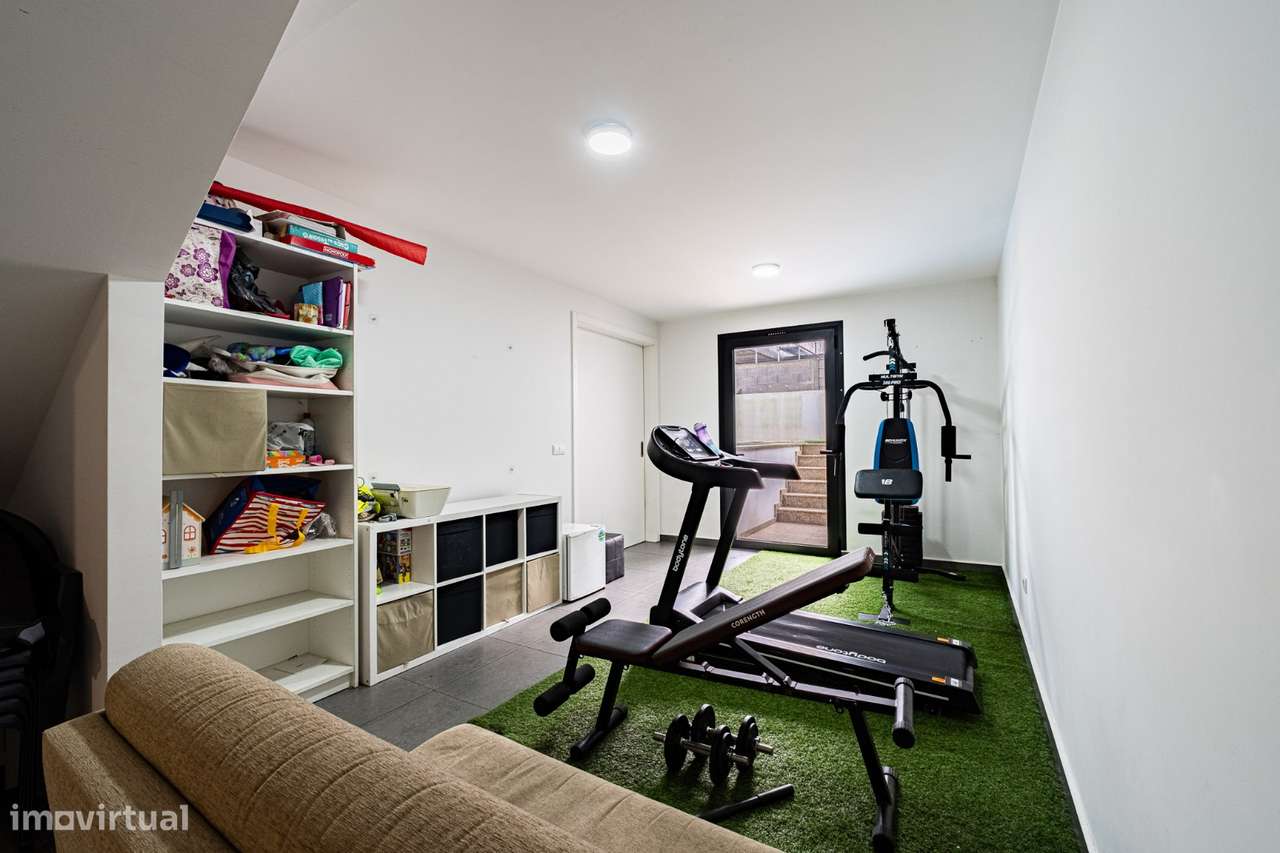 Moradia T3 à venda em Braga - Merelim-35