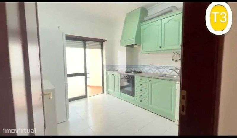 T3 mobilado em Portimäo - arrendamento anual - Grande imagem: 5/11