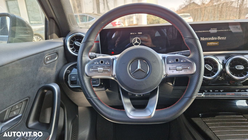 Mercedes-Benz A - 14