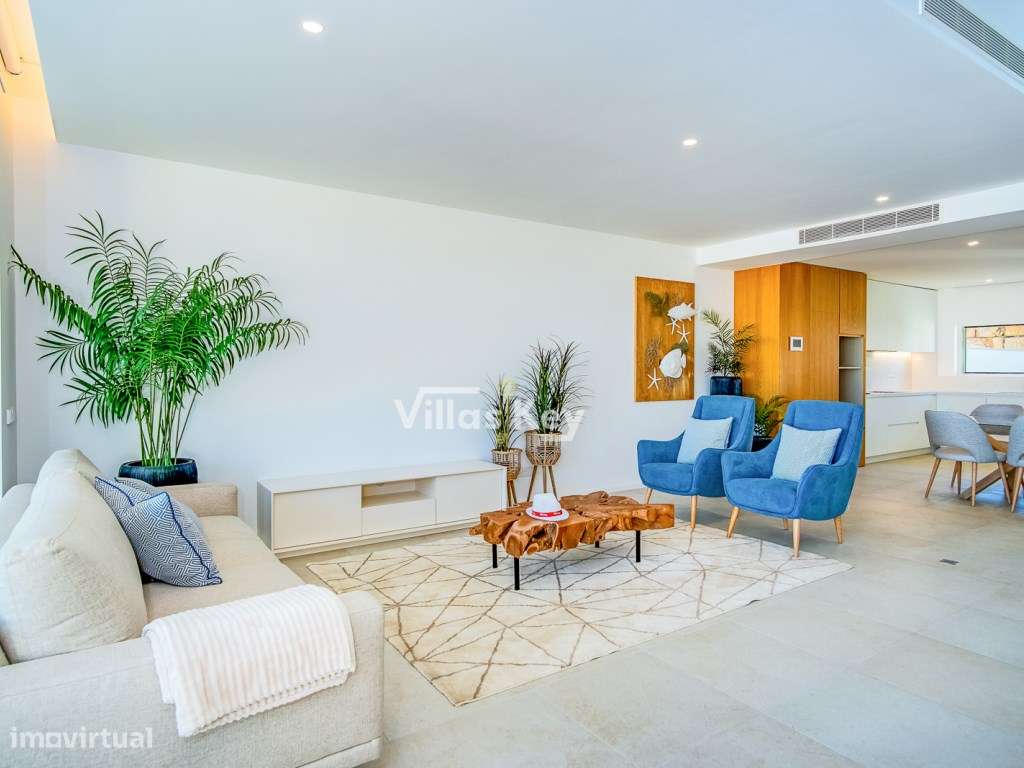 Moradia com piscina, jardim e garagem em Lagos,Algarve,Portugal. - Grande imagem: 4/33