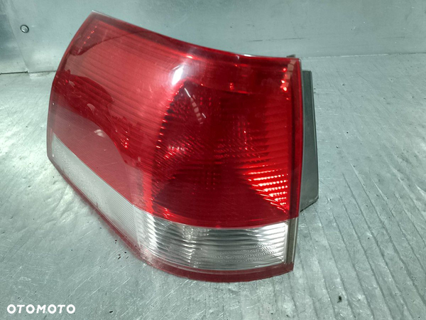 LAMPA TYLNA LEWA OPEL VECTRA C 24469461  13184022LD KOMBI - 3