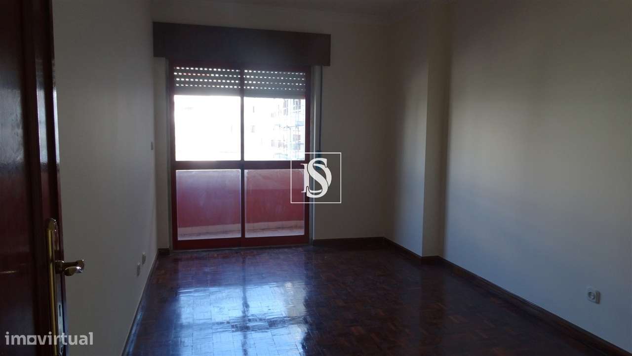 Apartamento T2 Venda-12