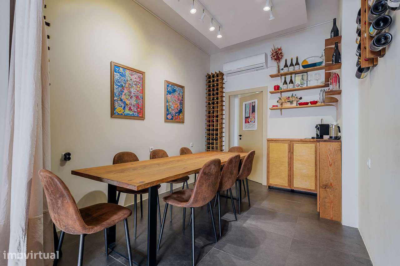 Garrafeira, mercearia para trespasse na Rua Tenente Ferreira Durão-8