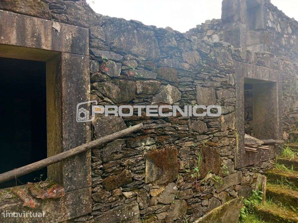 Moradia junto à praia fluvial – Destriz - Grande imagem: 5/14