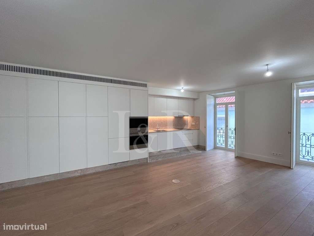 Apartamento T2 duplex com estacionamento, Capuchos Residences, Lisboa - Grande imagem: 2/42