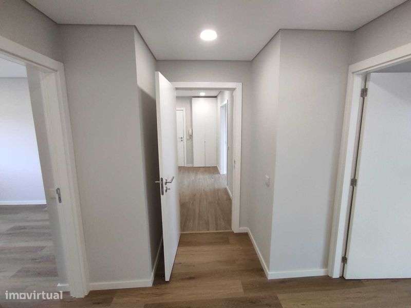 T3 remodelado em Lamego - Grande imagem: 4/12