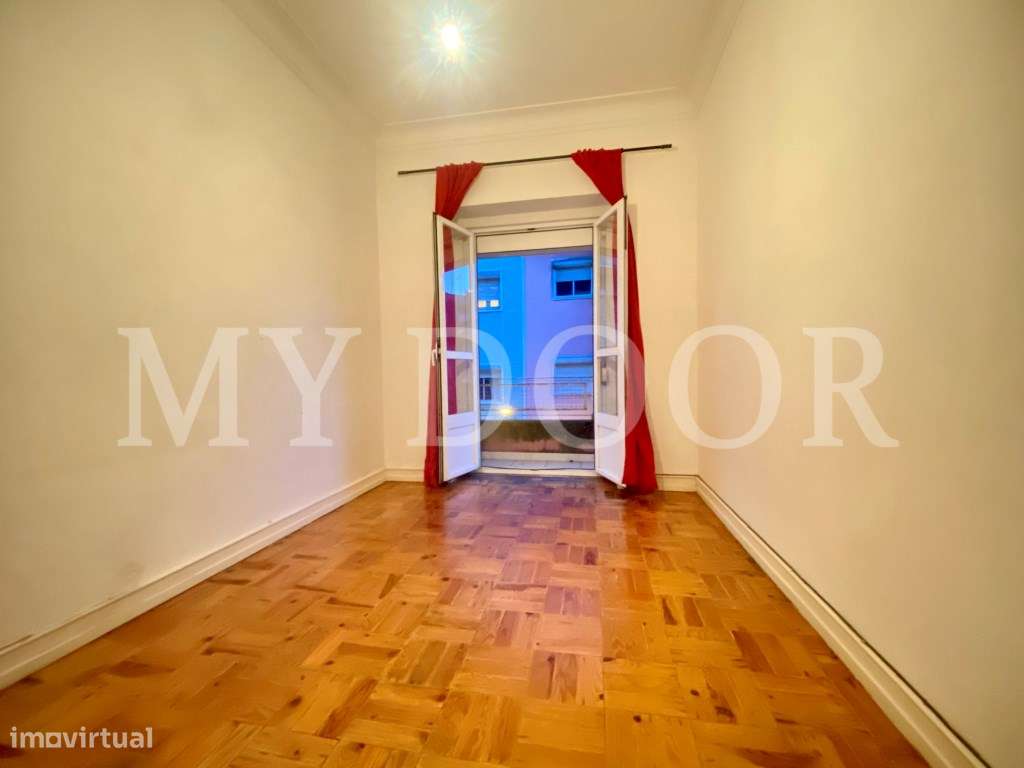 Apartamento T1 em Moscavide - 2º Andar - VARANDA-5