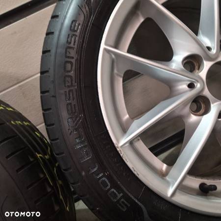 BMW kola alu z oponami  5x120 205/55/16  et 44 - 5