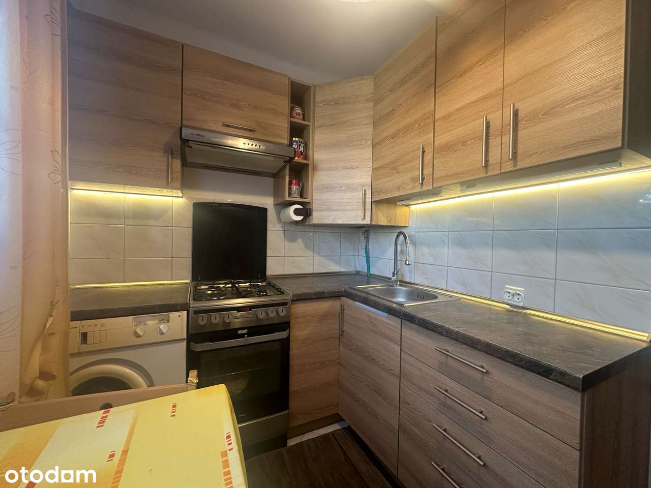 2 pokoje z balkonem i komórką lokatorską w Piasecznie.-2