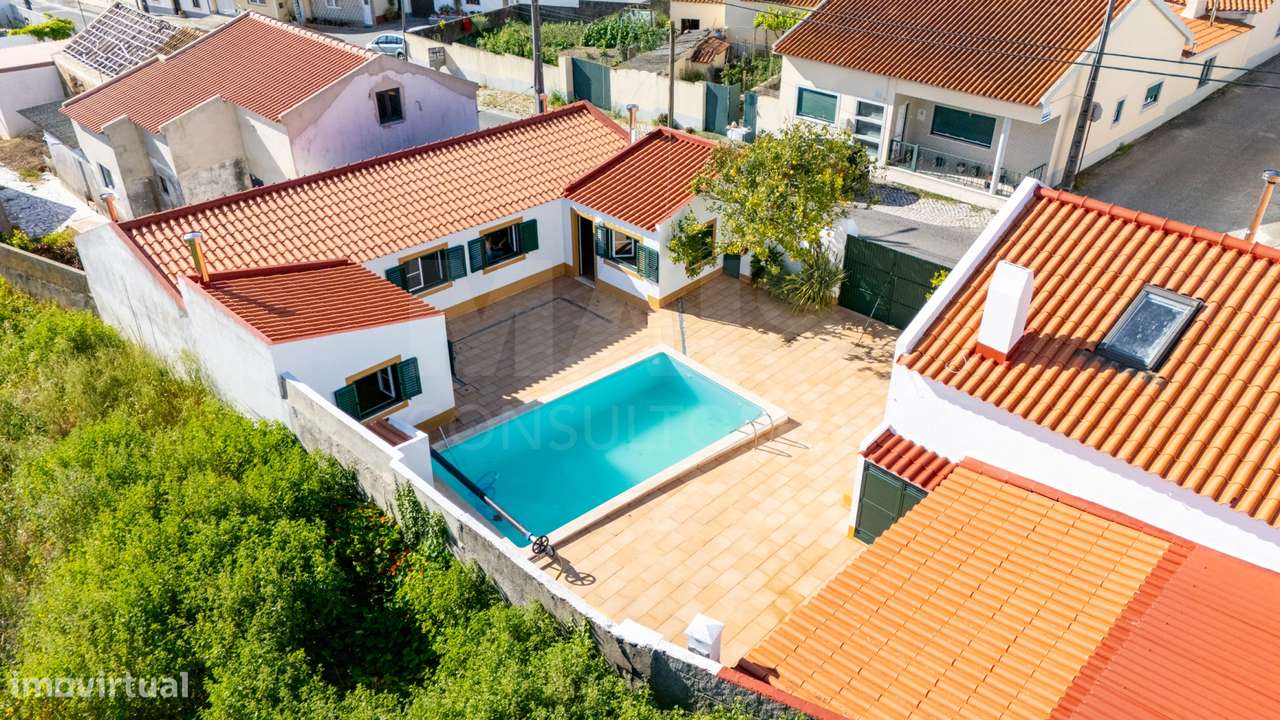 Moradia e dois Anexos T1 com piscina em Casais Mestre Mendo - Grande imagem: 2/43
