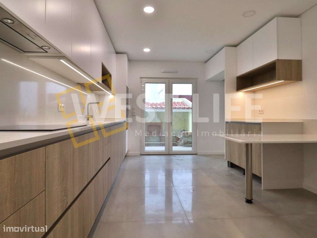 Moradia T3 NOVA com churrasqueira - Excelente localização e ótima i... - Grande imagem: 5/28