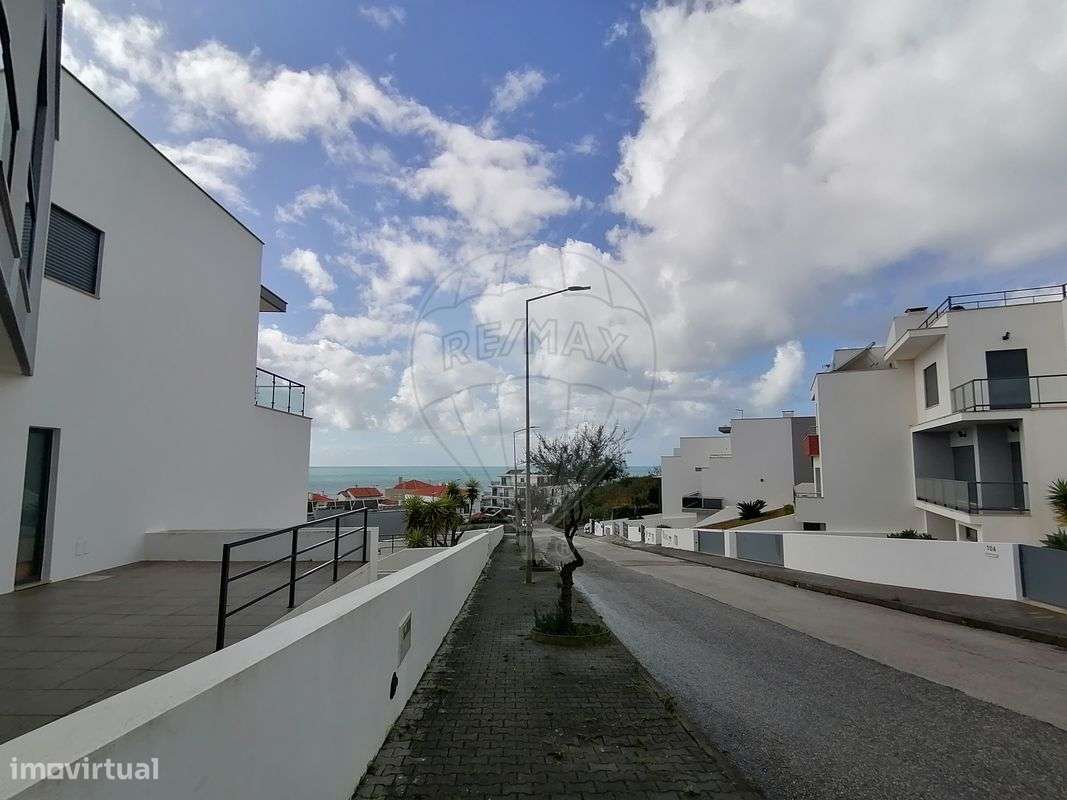 Moradia T3 para venda - Grande imagem: 2/17