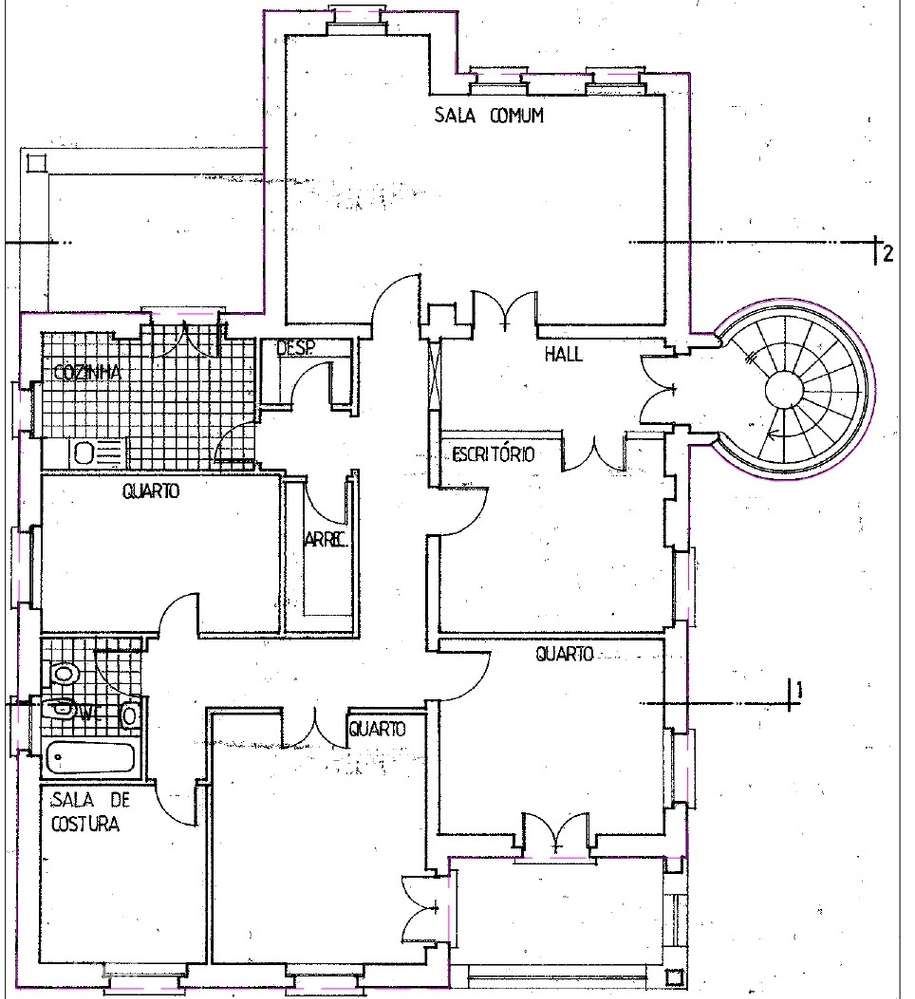 Imóvel Histórico de 1944 para Renovação-18