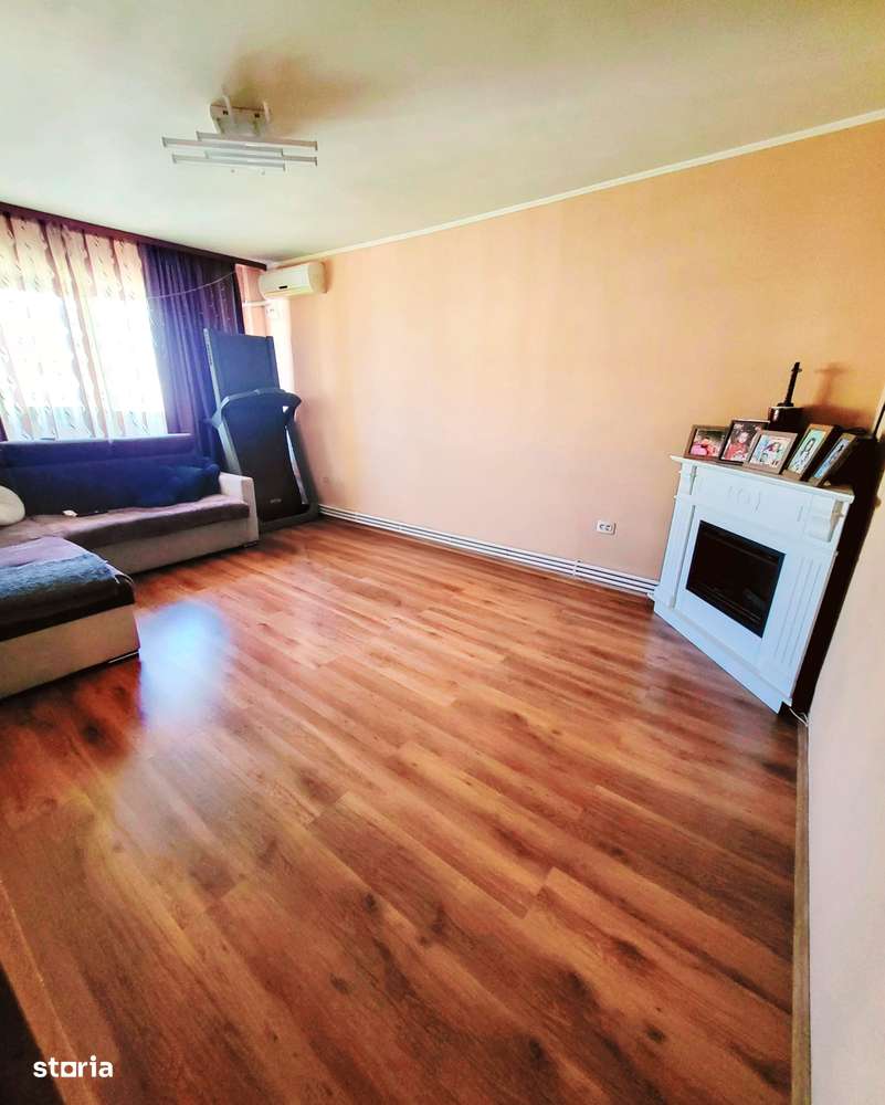 3 camere mobilat si utilat micro 20, bloc cu lift-7