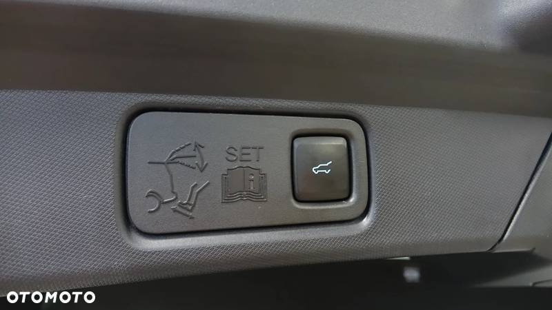 Ford Mustang Mach-E AWD Premium - 8