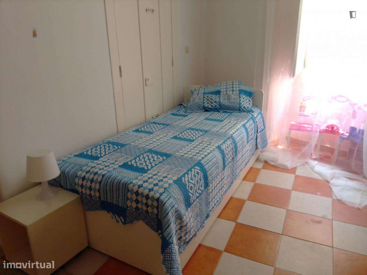 Quarto - localizado em Avenida da Liberdade Lisbon - Grande imagem: 2/10