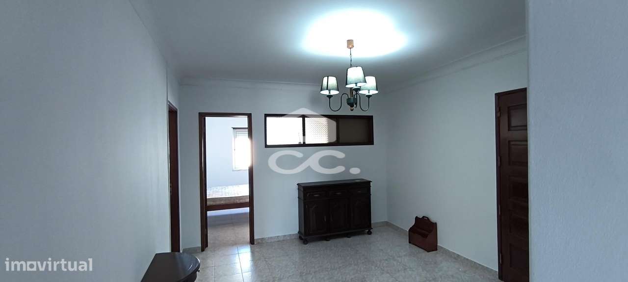 Apartamento T2 em Benavente com cozinha equipada-13