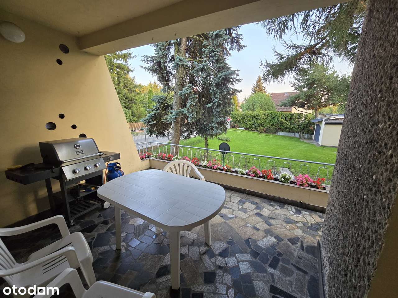 Unikalny dom wolnostojący znanego projektanta w centrum Czeladzi. Edit - Pełny obrazek: 5/20