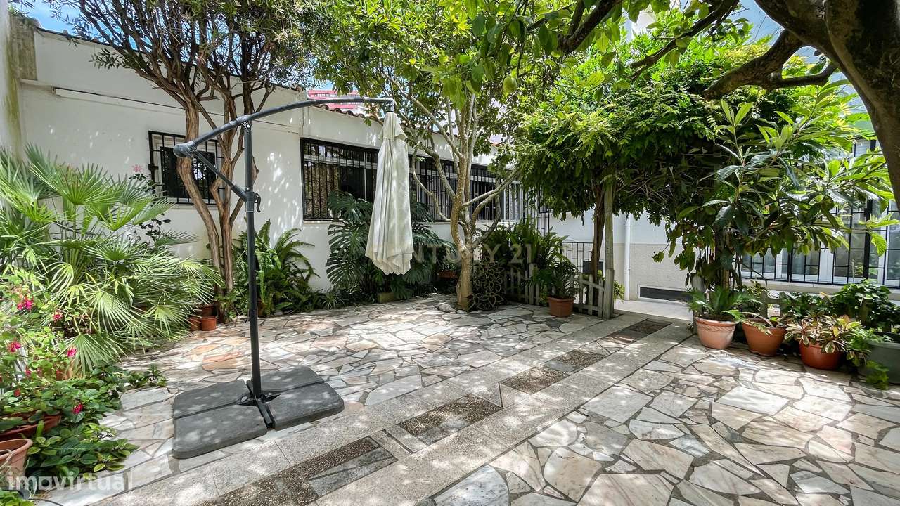 Moradia T5  | Oeiras Quinda das Palmeiras | 340m2-25