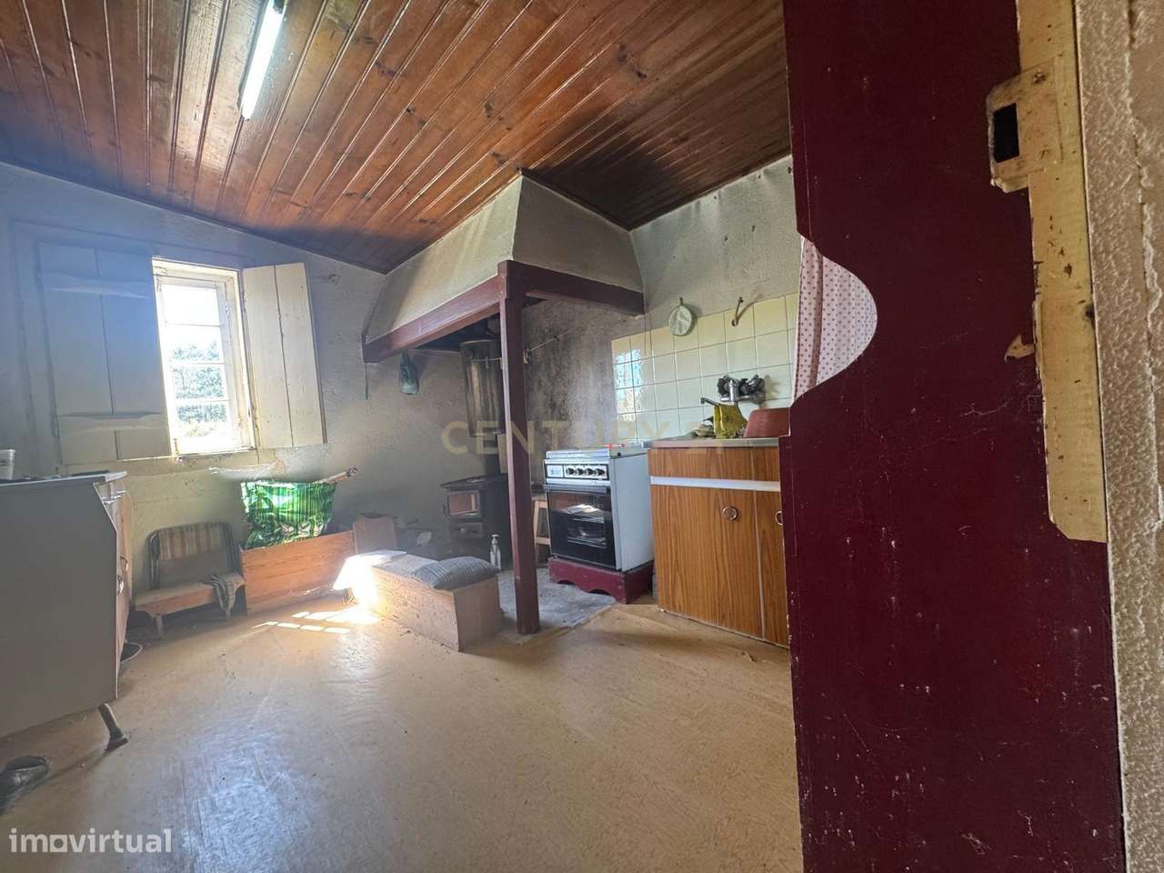 Oportunidade de Recuperação em Pombal - 3 Quartos e 122m² - Grande imagem: 4/47