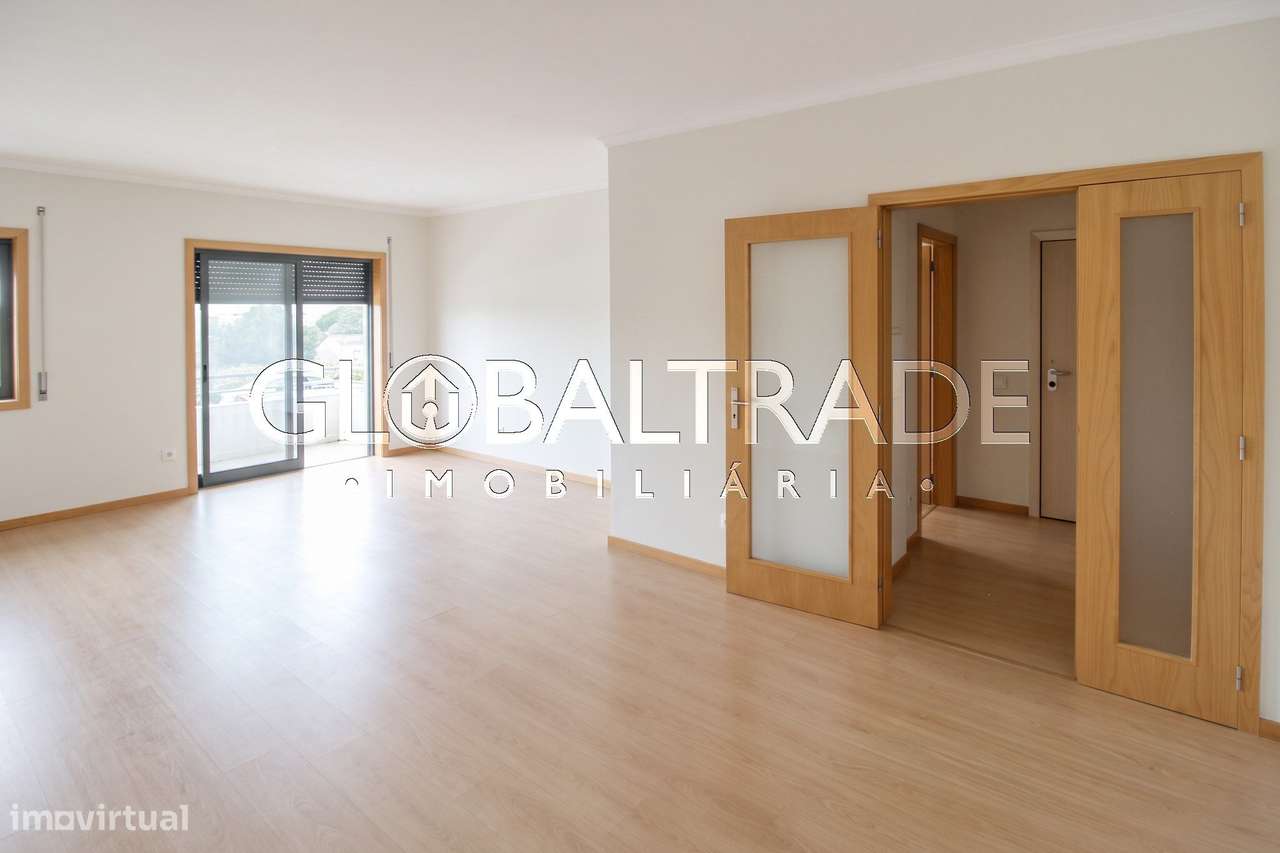 Apartamento T2 com Terraço em Baguim do Monte-6
