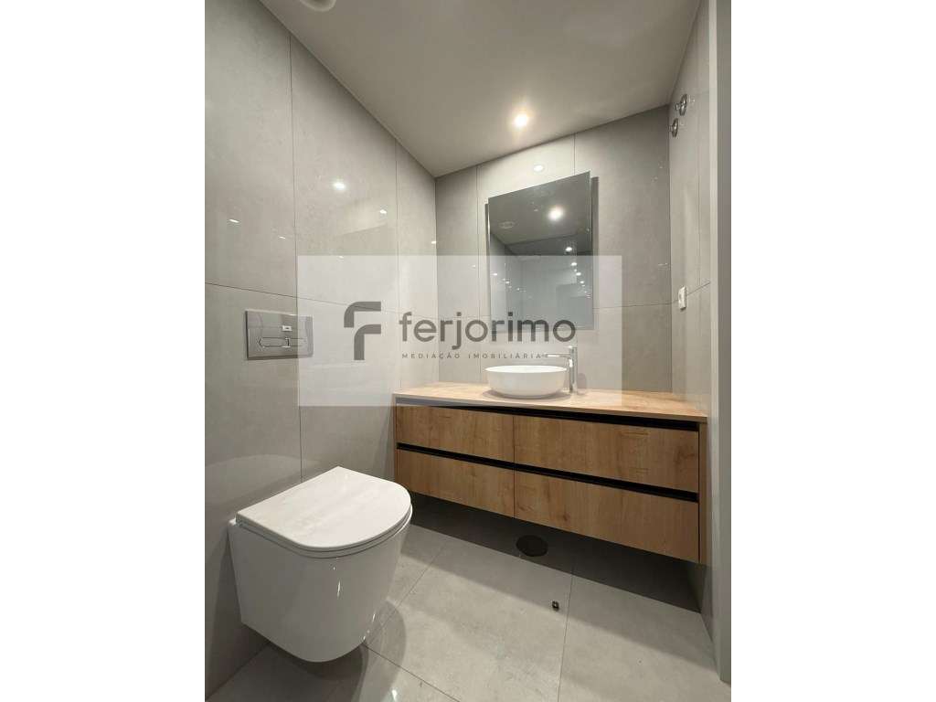 Magnífico Apartamento T2, zona tranquila-9