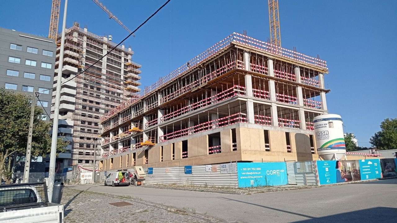 T2 Em Leça da Palmeira junto á Exponor - Grande imagem: 5/10