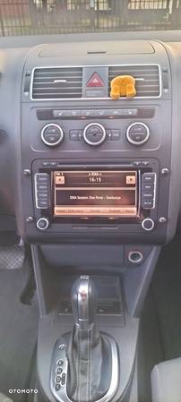 Volkswagen Touran 2.0 TDI DPF BlueMotion Technology DSG Life - 10