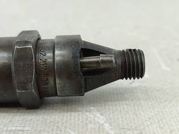 Injector Nissan Primera (P11) - 3