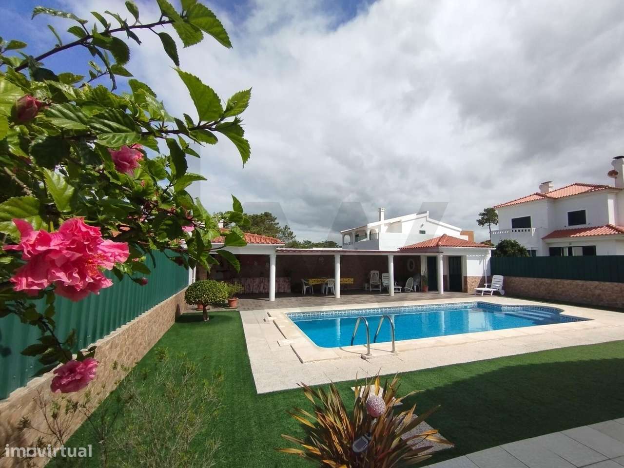 Moradia T3 independente para venda com piscina e espaço exterior – Lag - Grande imagem: 4/49