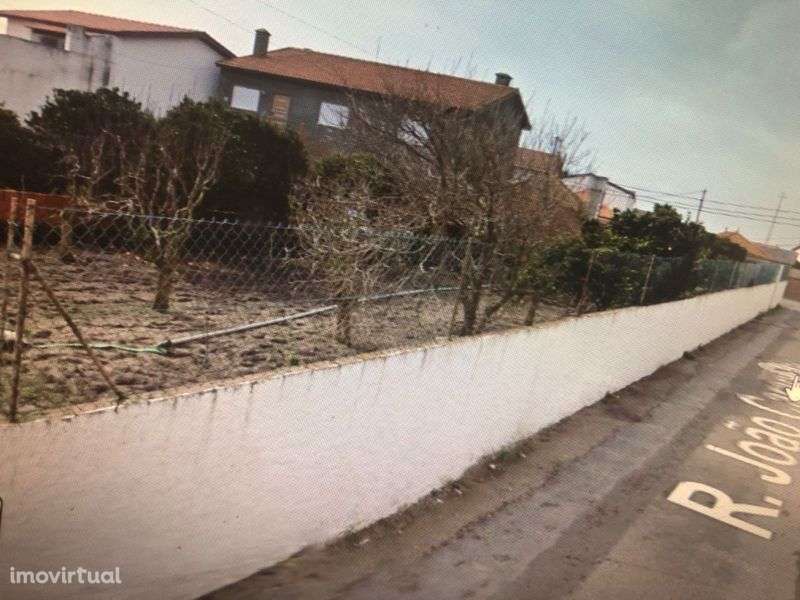 Land for sale in Ílhavo, Portugal — €60,000